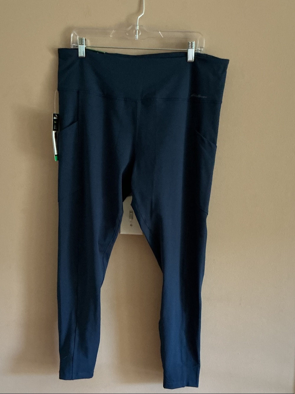 NWT Eddie Bauer Deep Navy Women's XL Performance Leggings
